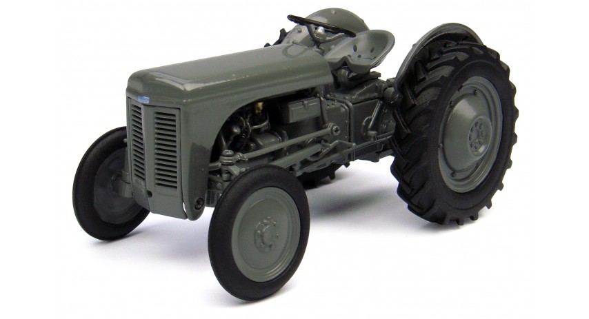 Universal Hobbies 1/32 Scale Ferguson TEA 20 Tractor Diecast Replica UH4189