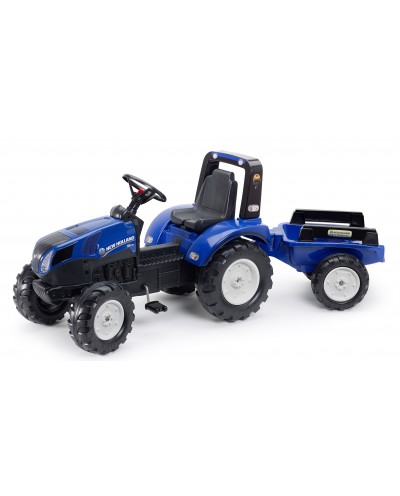 Falk New Holland T8 Pedal Tractor with Trailer, Ride-on +3 years