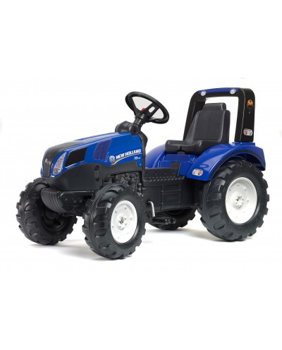 Falk New Holland T8 Pedal Tractor, Ride-on +3 years