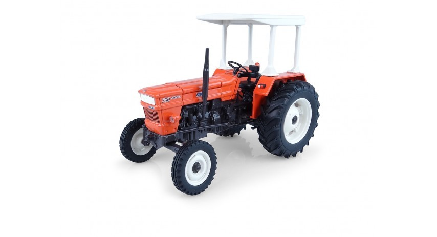 Universal Hobbies 1/32 Scale Zetor 8045 - 4WD Tractor Diecast