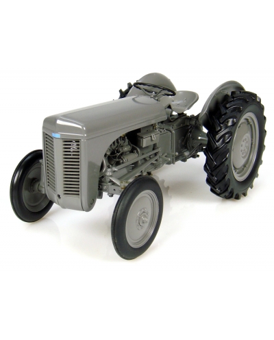 Universal Hobbies 1/16 Scale Ferguson Tea 20 (1949) Tractor Diecast Replica UH2690