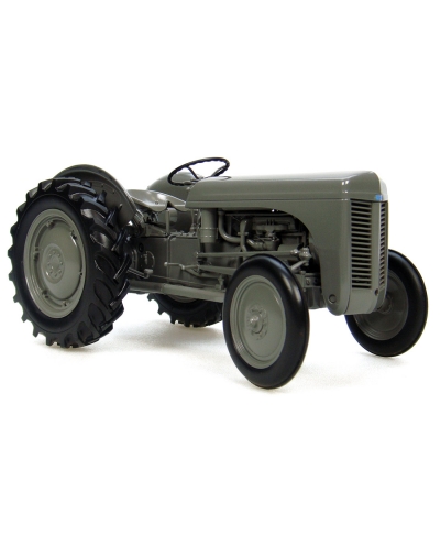 Universal Hobbies 1/16 Scale Ferguson Tea 20 (1949) Tractor Diecast Replica UH2690