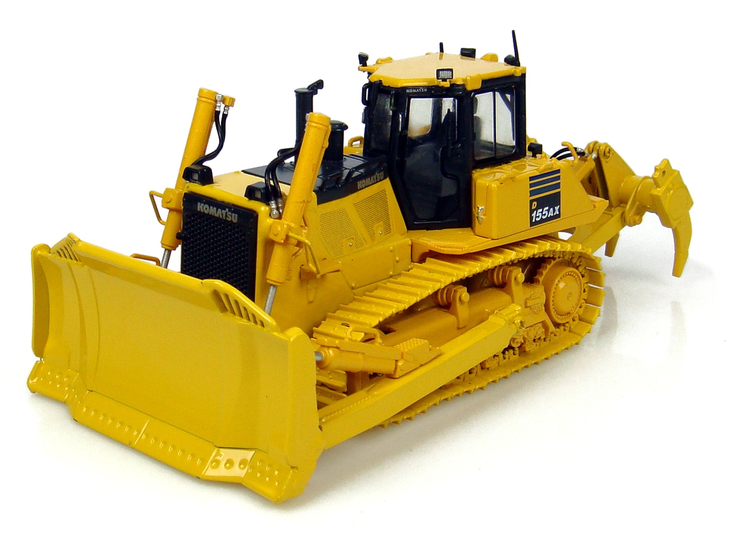 Komatsu D 155 AX Bull Dozer Diecast Replica - 1:50 Universal Hobbies