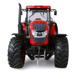 Universal Hobbies 1/32 Scale Zetor Crystal 160 (2016) Tractor Diecast Replica UH4951