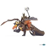 KNIGHT WITH A TRIPLE BATTLE AXE