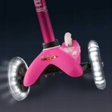 Micro Kickboard MMD075 Mini Deluxe LED Scooter - Pink