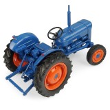 Universal Hobbies 1/32 Scale Fordson Super Dexta (1962) Tractor Diecast Replica UH6273