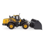 Universal Hobbies 1/50 Scale Komatsu WA475-10 Tool Linkage with High Dump Bucket Diecast Replica UH8171