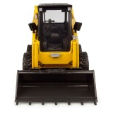 Universal Hobbies 1:25 scale Komatsu SK820 Skid Steer Loader w/Fork and Bucket Diecast Replica UH8177